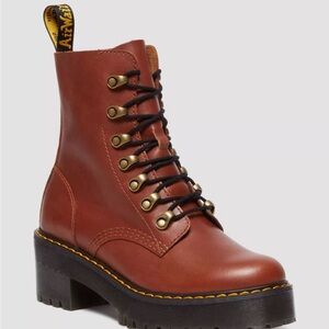 Dr. Marten Leona Butterscotch Boots